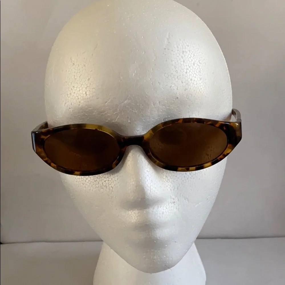 EXPRESS Tortoise Cat Eye Sunglasses NWOT $50
